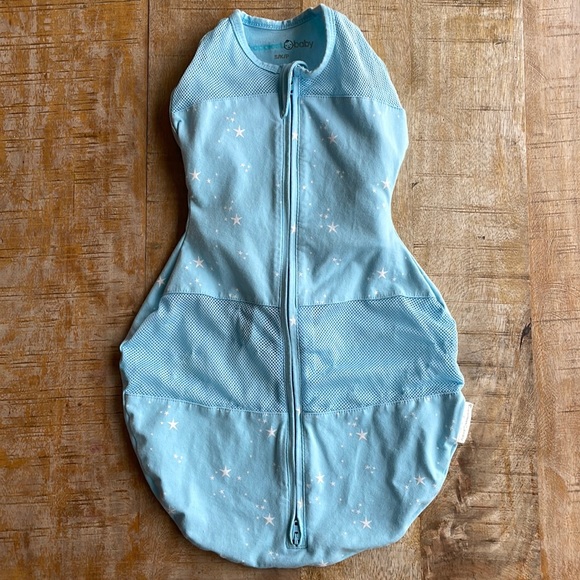 Happiest baby Other - Happiest Baby swaddle size Small (5-12lbs)
